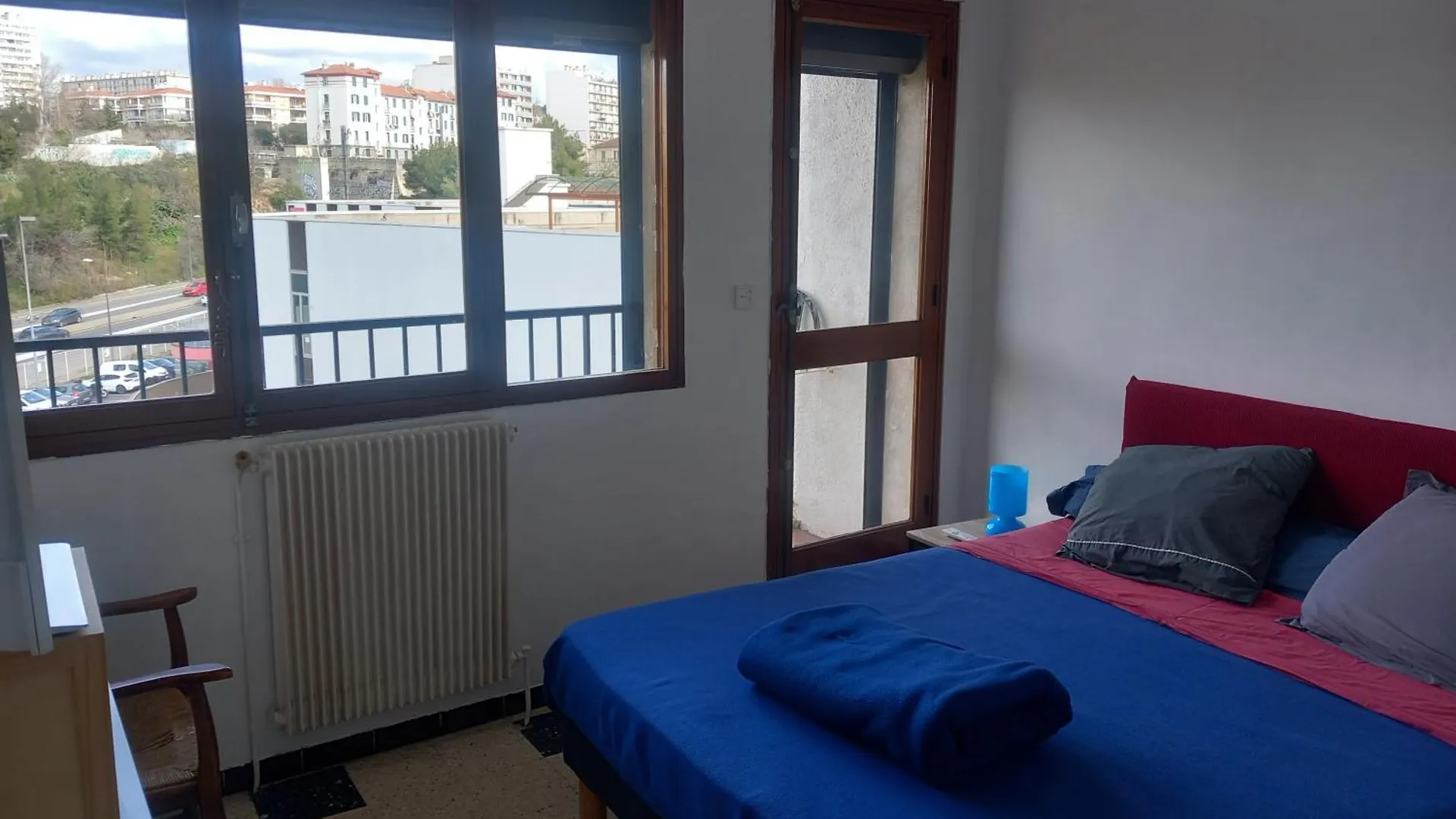 Chambre B1 Dans Un Appartement En Colocation contacts